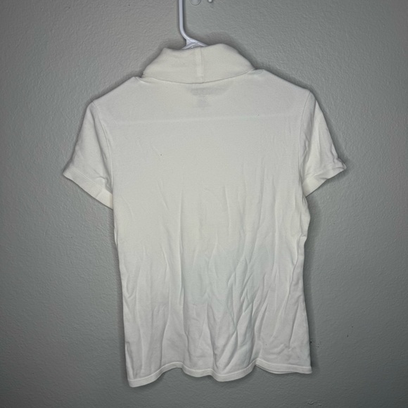 IZOD Golf Short Sleeve White Turtle Neck Shirt Size Medium - Picture 4 of 4